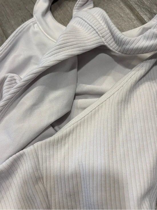 Alo Yoga Ribbed Insight Tank Top - Picture 8 of 8